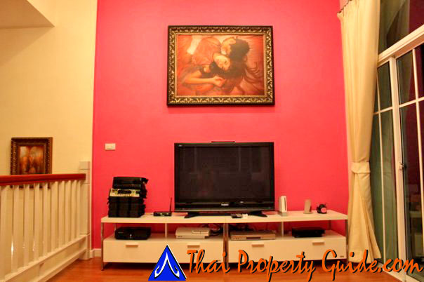 Townhouse in Rama 9 